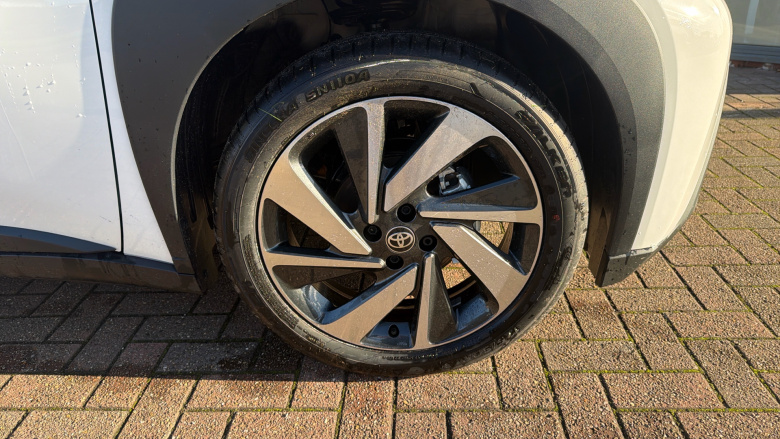 Toyota Aygo X 1.0 VVT-i Edge 5dr Petrol Hatchback